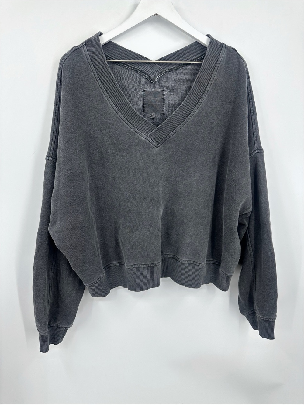 Aerie Gray Cropped V Neck Oversized Sweatshirt Size XL